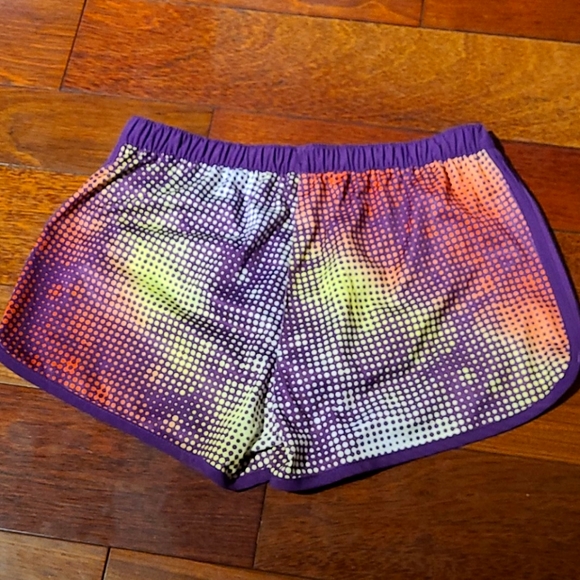 Adidas running shorts - Picture 4 of 5